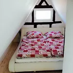 公寓 Haus Am Ufer Mit Rheinpanoramablick 科布倫茨