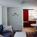 Haus Am Ufer Mit Rheinpanoramablick * 科布倫茨