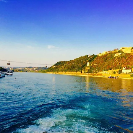 Apartment Haus Am Ufer Mit Rheinpanoramablick *