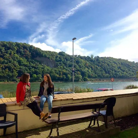 Haus Am Ufer Mit Rheinpanoramablick Coblenza